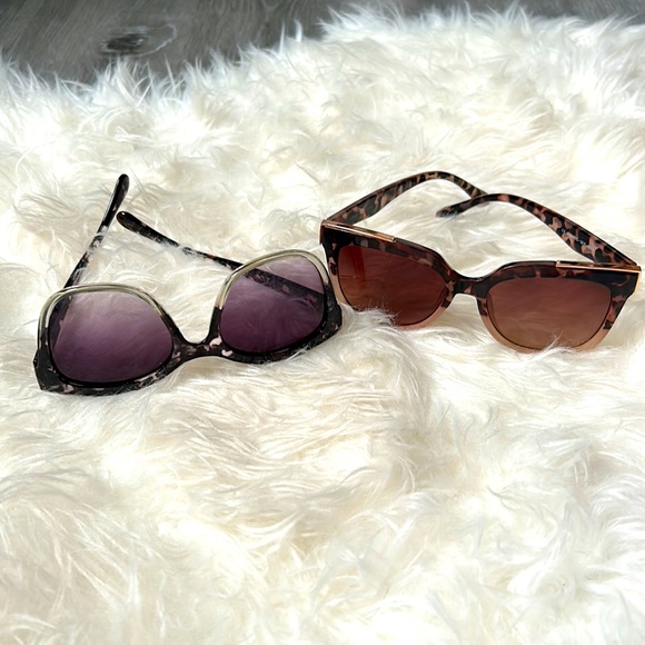 Two pairs of sunnies - Picture 2 of 2